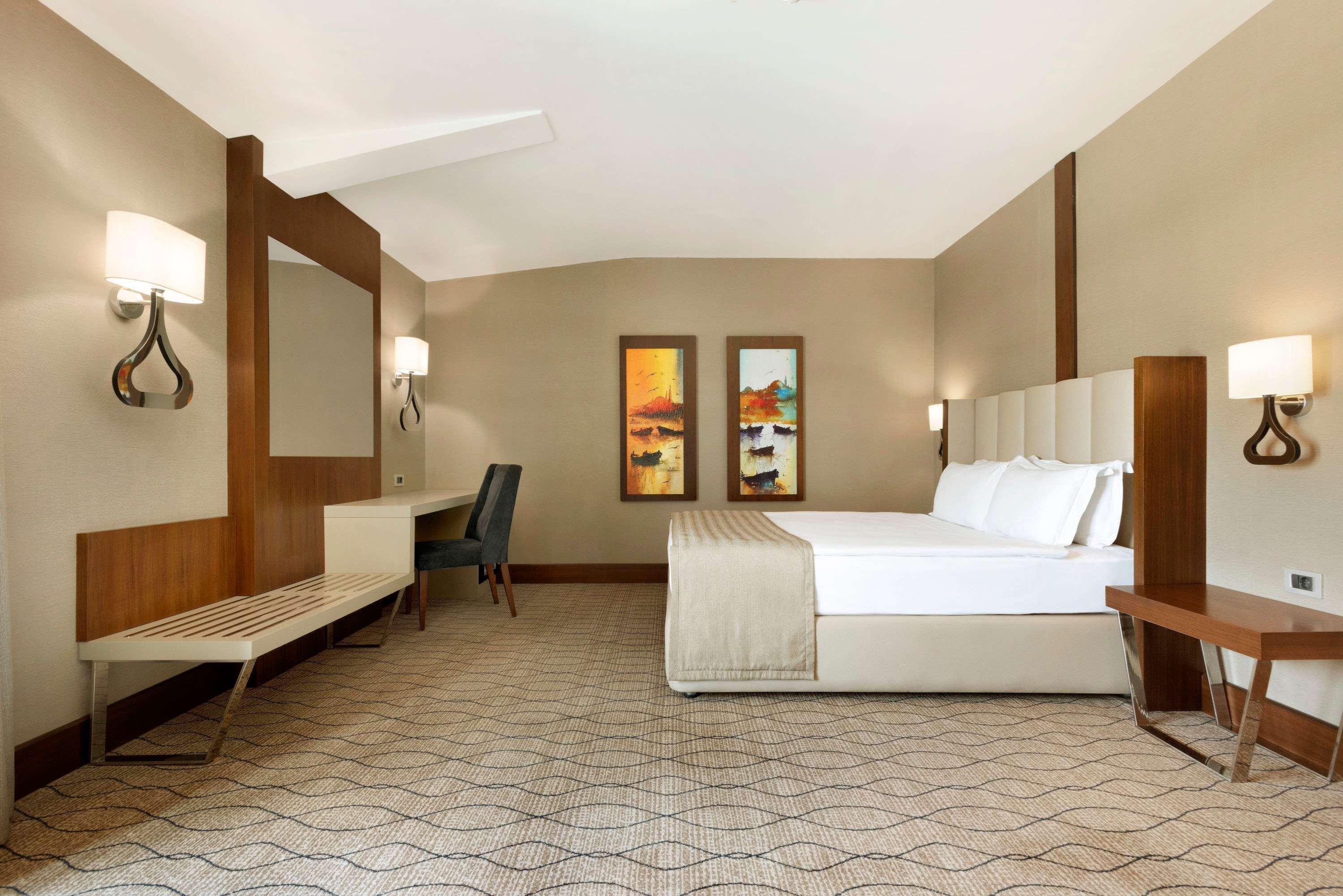 Ramada By Wyndham Sakarya Hotel Екстериор снимка