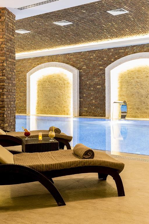 Ramada By Wyndham Sakarya Hotel Екстериор снимка