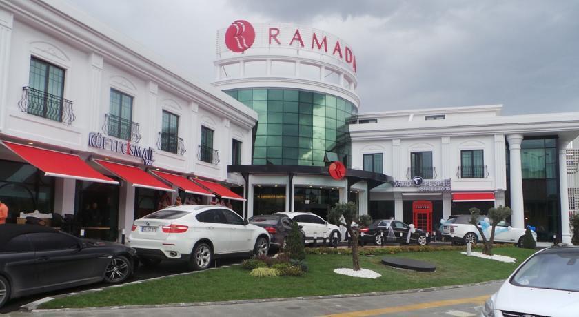 Ramada By Wyndham Sakarya Hotel Екстериор снимка