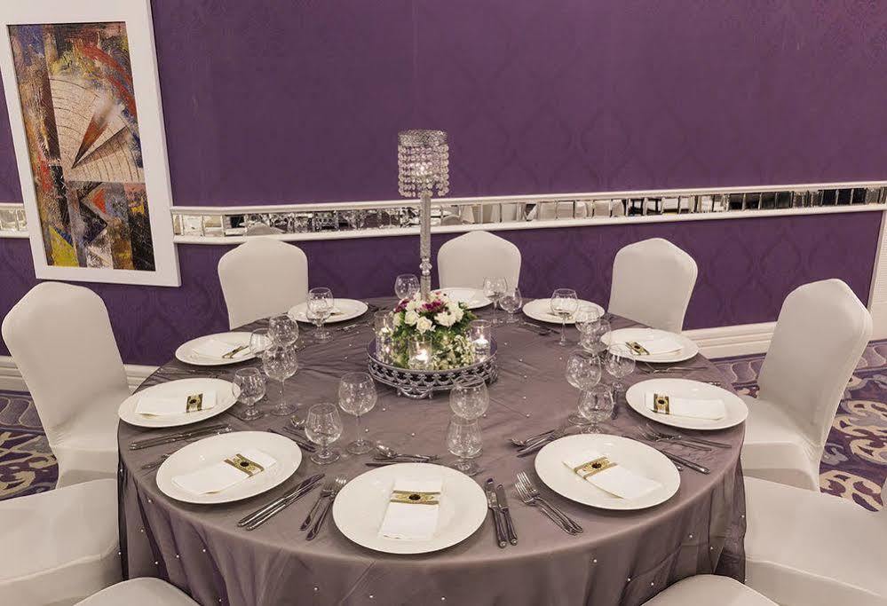 Ramada By Wyndham Sakarya Hotel Екстериор снимка